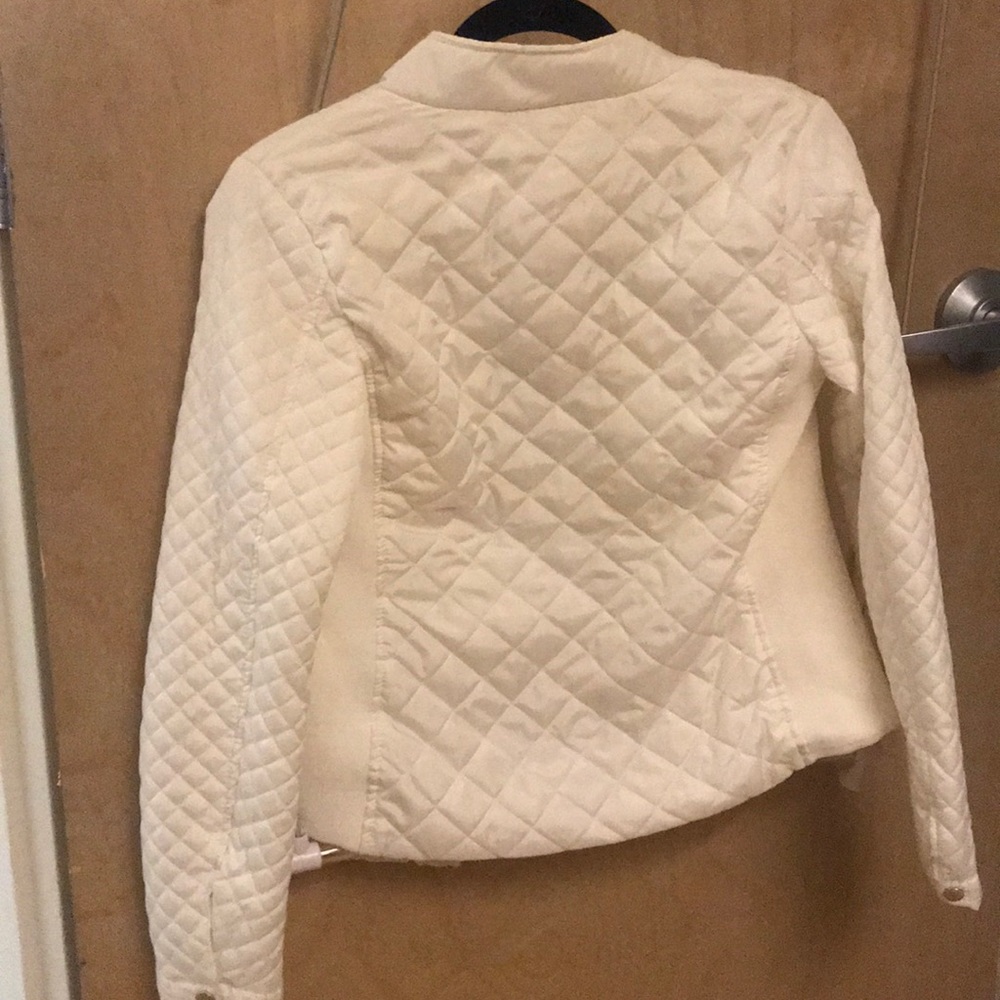 White jacket - Picture 2 of 2
